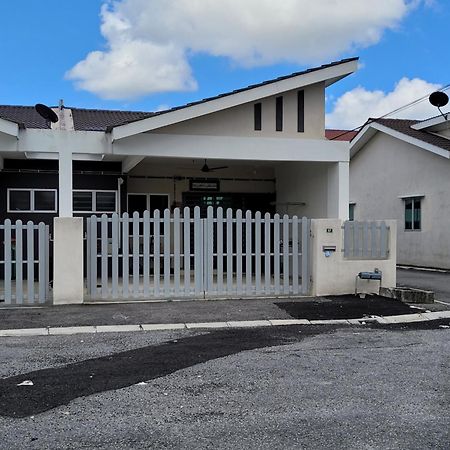 Acasa Hs Ipoh Exteriör bild